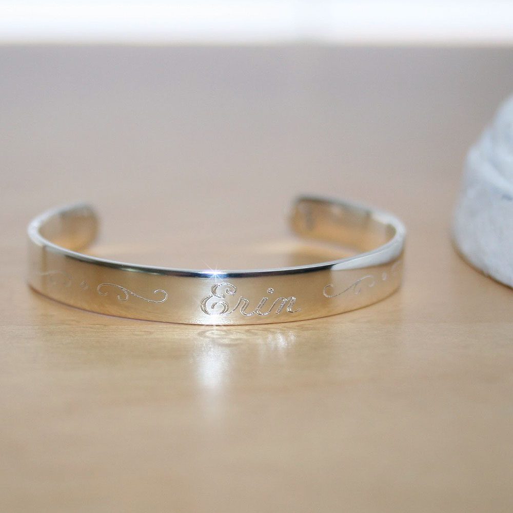 5 Reasons Why Sterling Silver Bangle Bracelet is the Best Gift for