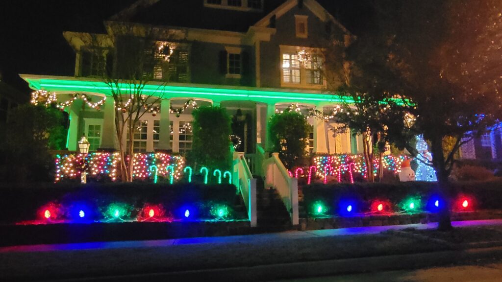 Best Christmas lights to see in McKinney near Anna, Texas.