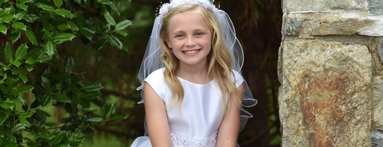 What is your first holy communion? Shop the best gifts, bracelets, necklaces, medals, frames, and candles.