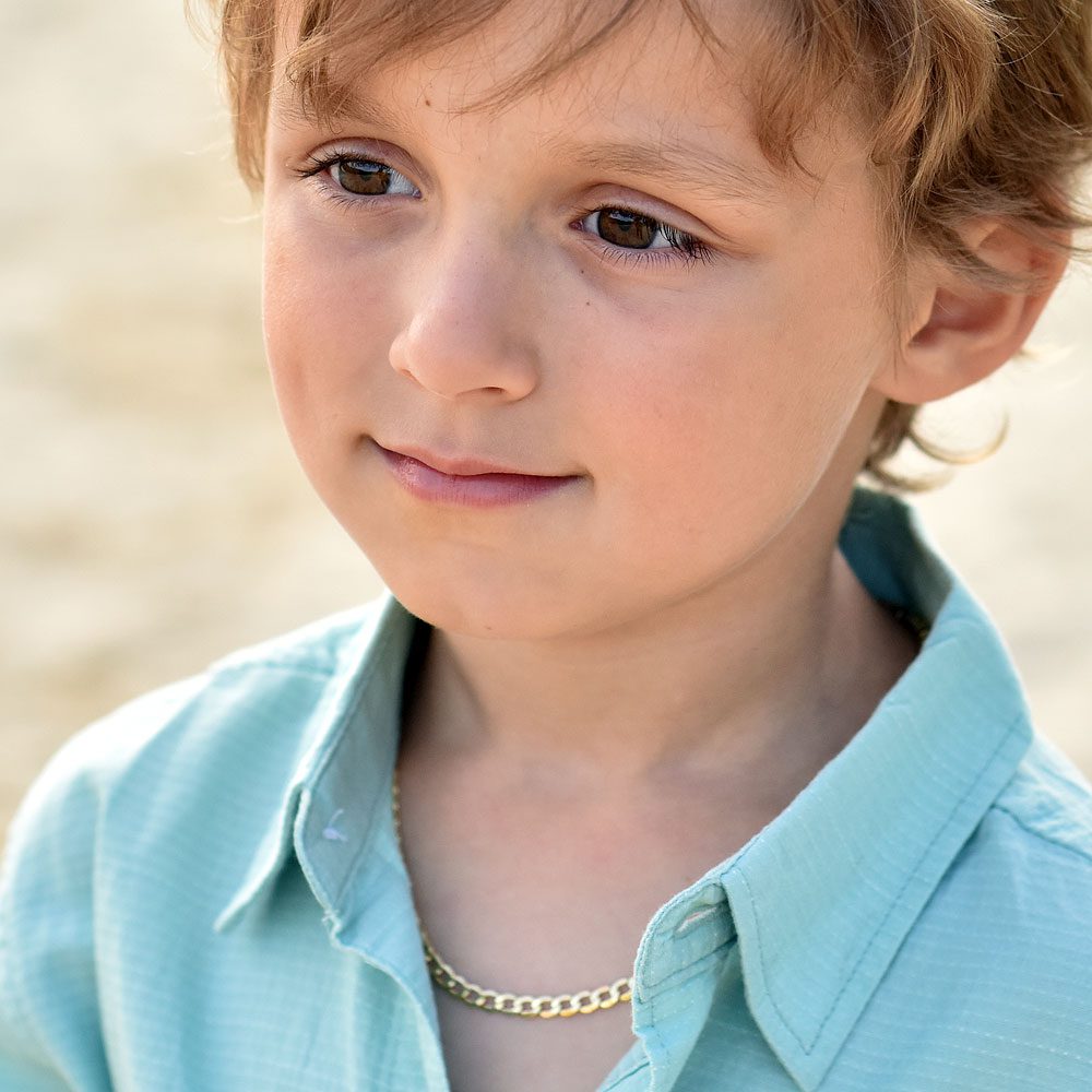 Rugged gold chains for boys