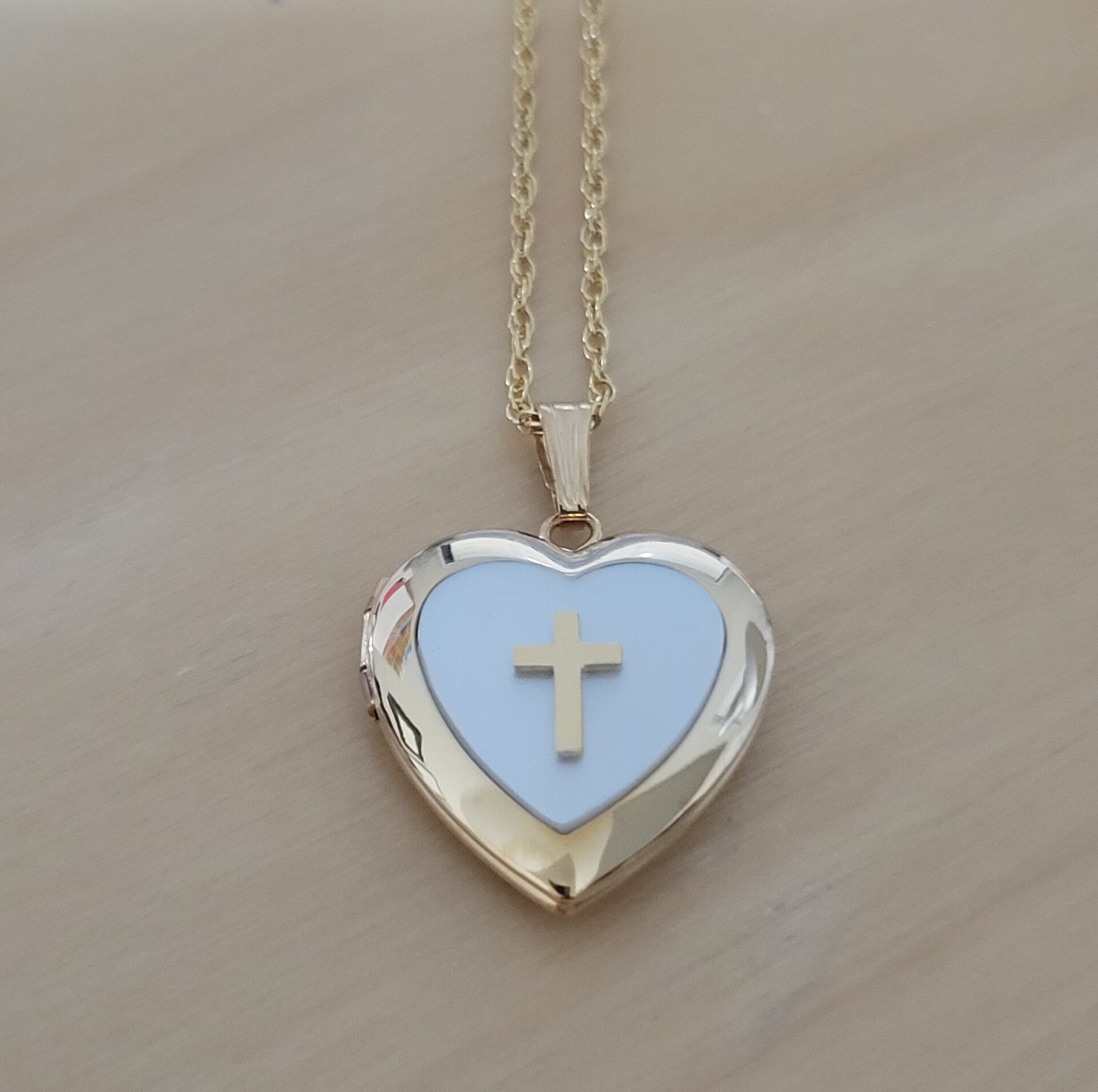 14K yellow gold-filled heart locket for children