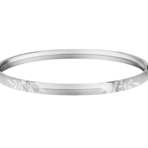 Personalized bangle bracelet for mom or grandmom