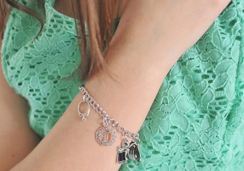 Charm bracelet tradition